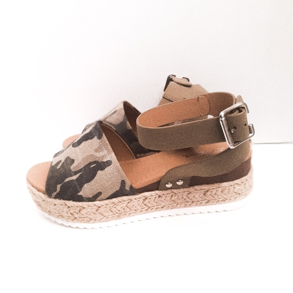 Sugar Camo Topic Espadrilles - Picture 10 of 13